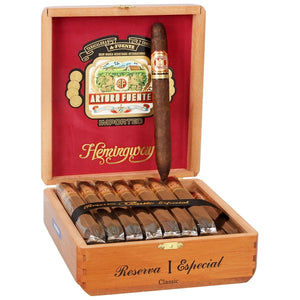 Arturo Fuente Hemingway Classic Maduro