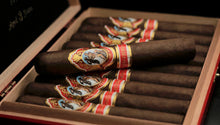 Load image into Gallery viewer, God of Fire Don Carlos Robusto