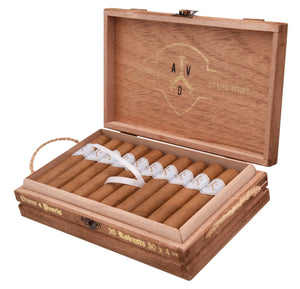 ADVentura The Royal Return Queen's Pearls Robusto